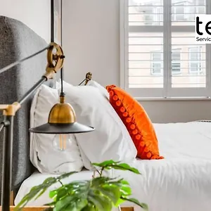 https://stunning-city-centre-apartment-free-parking.brighton-hotels-england.com
