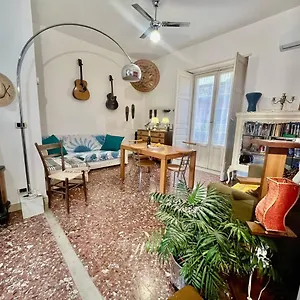 Central Station House Cettina Catane